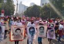 La CNDH de México exige a las autoridades respetar el derecho de los familiares de los 43 normalistas desparecidos a manifestarse