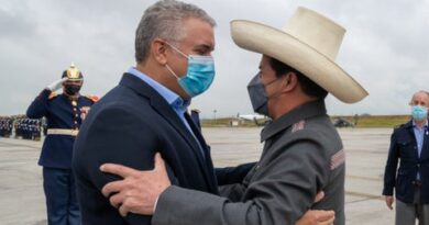 "Le damos la bienvenida": Iván Duque recibe a Pedro Castillo en Colombia antes de iniciar el Gabinete Binacional