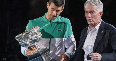 "Me gustaría verlo jugar": El director del Abierto de Australia se pronuncia sobre la anulación del visado a Djokovic