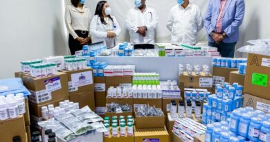 Hospitales de SDE reciben donación millonaria de medicamentos gestionados por el Gabinete de Política Social