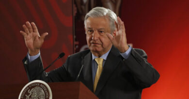 "Son tiempos de zopilotes": López Obrador acusa a sus adversarios de usar los crímenes contra periodistas para atacar al Gobierno
