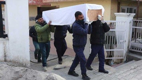 Estampida en un santuario hindú en Cachemira dejó al menos 12 personas fallecidas