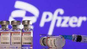 CDC de EEUU recomiendan reducir a 5 meses el intervalo para la dosis de refuerzo de la vacuna de Pfizer