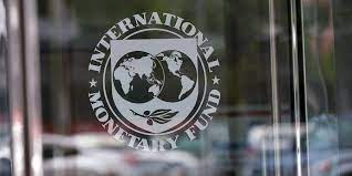 FMI baja la previsión de crecimiento de la economía mundial