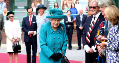 La familia real afronta con inquietud el positivo de Isabel II en coronavirus