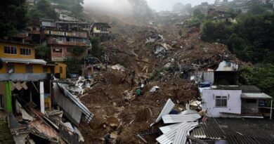 Aumenta a 182 la cifra de muertos por las fuertes lluvias en la ciudad brasileña de Petrópolis