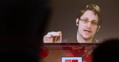 Snowden: El alarmismo de la Casa Blanca sobre una invasión rusa de Ucrania busca desviar la atención de otro 'frente' de la CIA