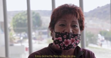 "Estoy desecha": Habla una madre que entregó a su hijo a las autoridades por su presunta participación en la violencia en el Querétaro-Atlas en México