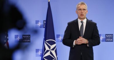 La OTAN prorroga el mandato de Jens Stoltenberg un año más ante la crisis en Ucrania