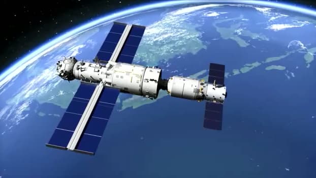 La nave espacial Tianzhou-2 se desacopla de la estación espacial china tras cumplir con éxito todas sus tareas