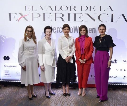 Un encuentro entre mujeres de poder y éxito