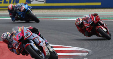 Miller cree que Bastianini gana más "por su estilo que por la Ducati"