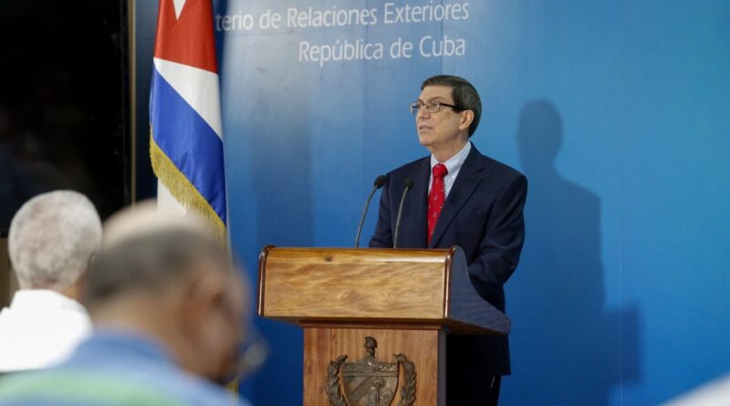 Cuba acusa a EE.UU. de "presionar" a otros países de la región para excluir a la Habana de la próxima Cumbre de las Américas
