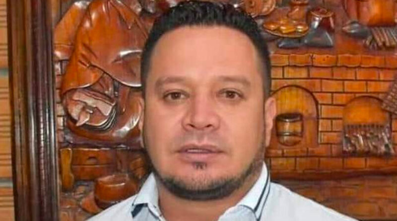 Denuncian que un alcalde colombiano fue secuestrado cuando se movilizaba por un río del Cauca