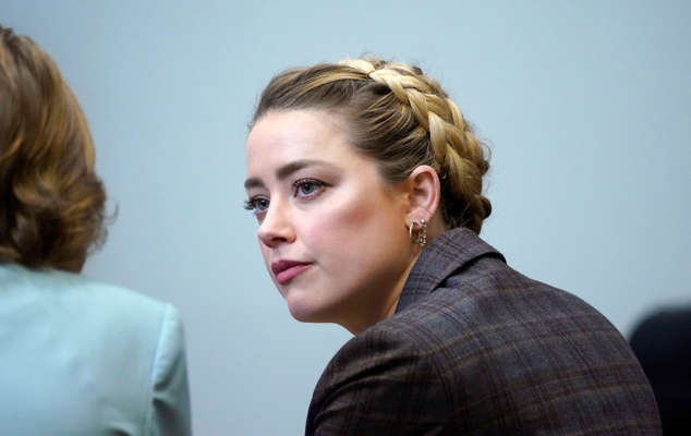 Amber Heard despide a su equipo de relaciones públicas justo antes de dar su versión de los hechos de su relación con Johnny Depp