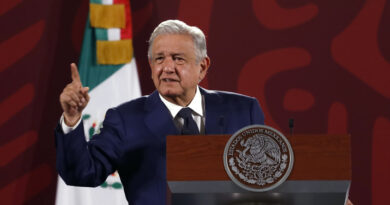 Crisis migratoria y críticas al bloqueo: los ejes de la primera gira de López Obrador por Centroamérica y Cuba