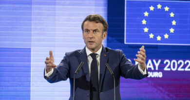 Macron advierte que la adhesión de Ucrania a la UE podría durar "varios años" o incluso "décadas"