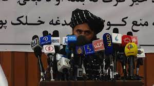 La ONU expresó su repudio a la orden de los talibanes que obliga a las mujeres a cubrir su rostro en la calle