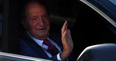 Juan Carlos I se reencuentra en Madrid con su hijo tras casi dos años viviendo en Emiratos Árabes Unidos