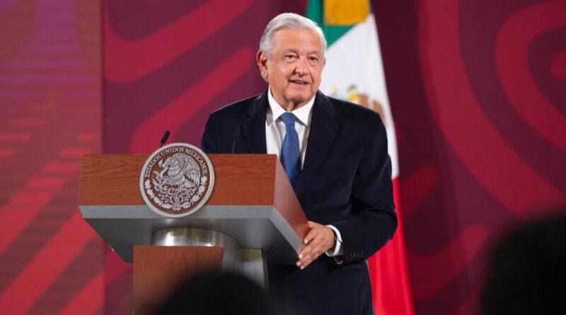 López Obrador envía su respaldo a Petro en Colombia: "Está enfrentando una guerra sucia de lo más indigno y cobarde"