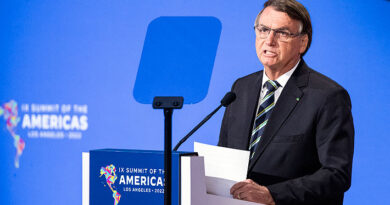 Bolsonaro afirma en Cumbre de las Américas que Brasil debe "servir de ejemplo" en la defensa de los bosques
