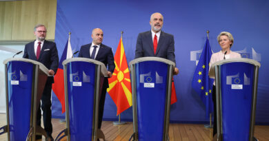 La Unión Europea inicia las negociaciones de adhesión al bloque con Albania y Macedonia del Norte