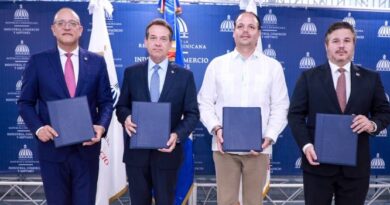 MICM y entidades firman acuerdo para desarrollar Distrito Industrial Haina- Nigua