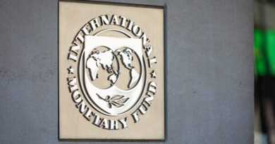 El FMI estudia un programa completo de asistencia financiera para Ucrania