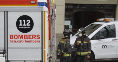 Una explosión en la Casa de Cultura de Girona deja 13 heridos en España