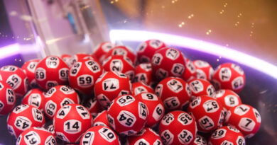 Más de 400 personas ganan un premio mayor de lotería en un sorteo: ¿es posible o hubo trampas?