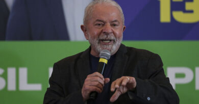 Elecciones en Brasil: Lula llama a "todas las fuerzas políticas" a unirse contra Bolsonaro en el balotaje