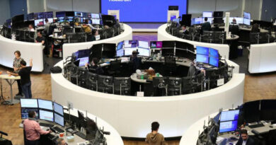 Índice acciones europeo STOXX 600 cae leve; atención se centra en datos de inflación zona euro