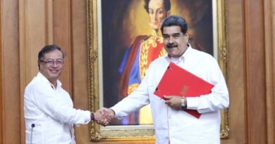 Maduro y Petro sostienen primer encuentro en Caracas: Logran acuerdos en materia de seguridad fronteriza y energía