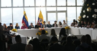 El Gobierno de Colombia y el ELN concluyen el primer ciclo del diálogo de paz y anuncian los acuerdos