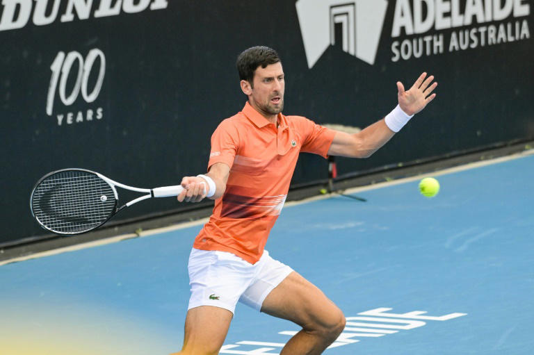 Djokovic recibido como héroe en torneo de Australia
