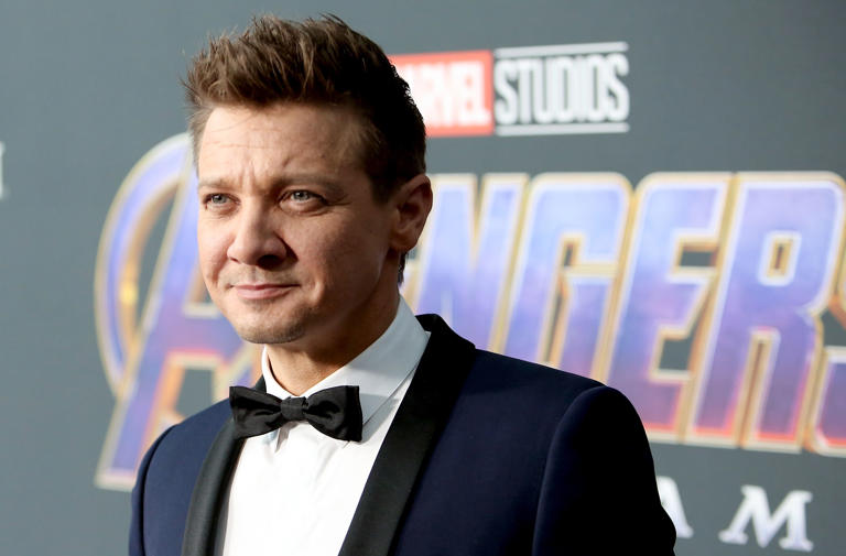 En estado crítico: ¿Cómo fue el accidente que sufrió Jeremy Renner, ‘Ojo de Halcón’ en Marvel?