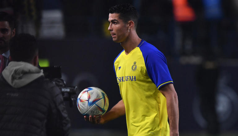Vincent Aboubakar desintegra a Cristiano Ronaldo