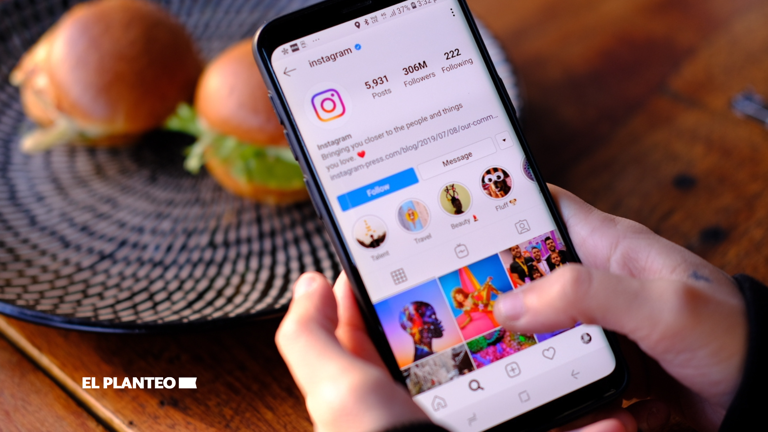 Instagram y Facebook Prohibirán Anuncios para Adolescentes Basados en su Género