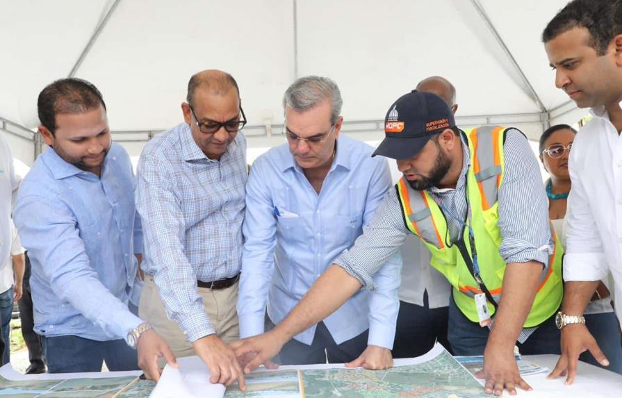 Abinader deja iniciados trabajos en Santo Domingo Este por RD$1,600 millones