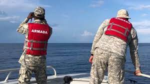 Armada rescata noveno tripulante de 12 que estaban a la deriva en aguas del Atlántico