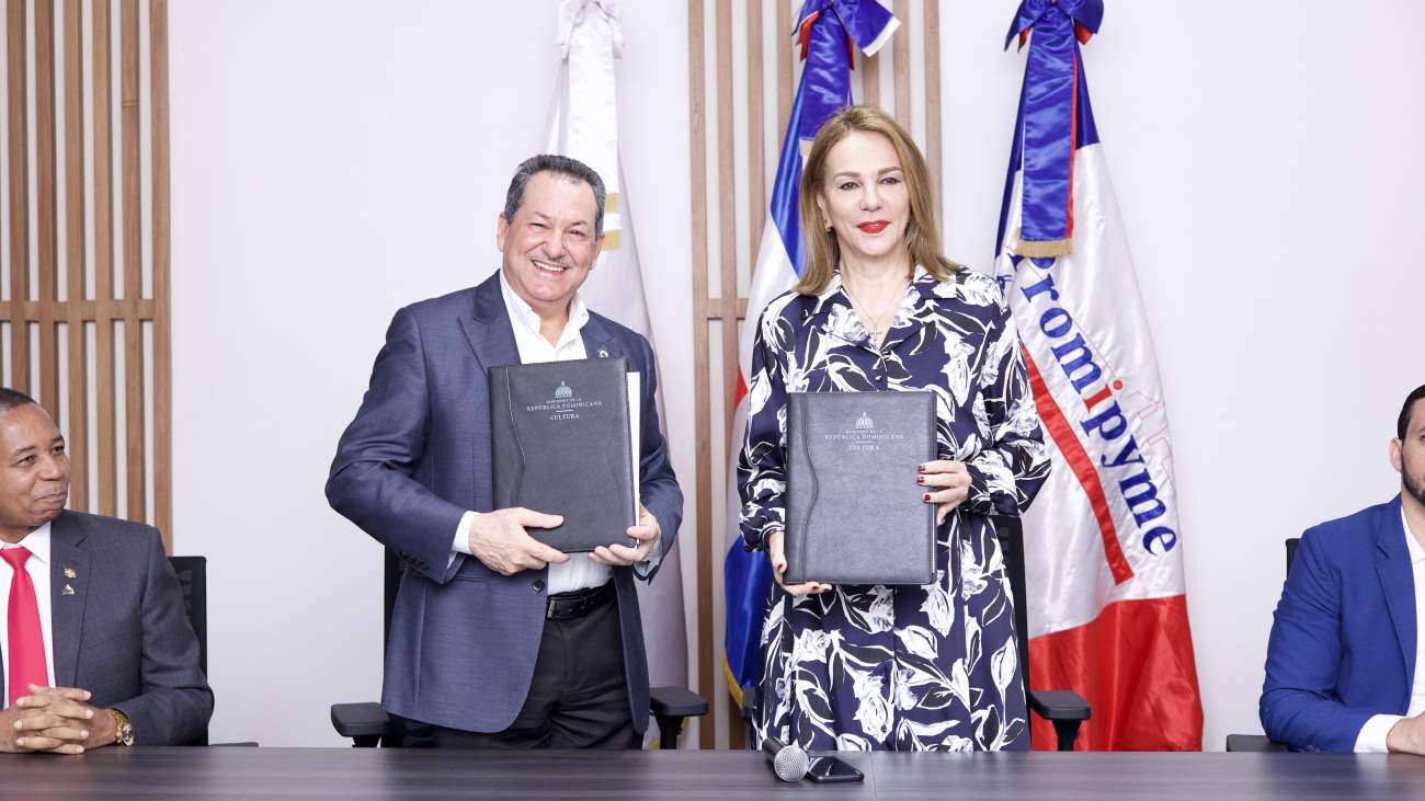 Cultura y PROMIPYME firman acuerdo para fomentar desarrollo de mipymes de la industria cultural