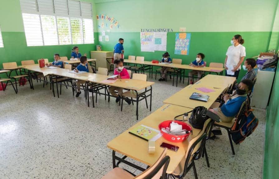 Mantendrán controles para ingreso a la carrera docente bajo esquema de excelencia
