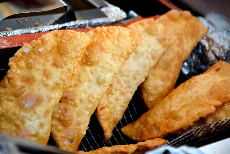 Empanadas: más que una fritura, un negocio muy lucrativo