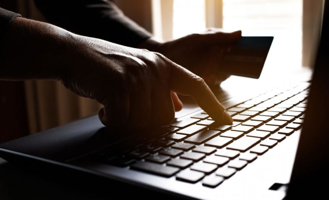 Fiscalía de Santiago desmantela red de estafadores que usaba medios electrónicos para delitos