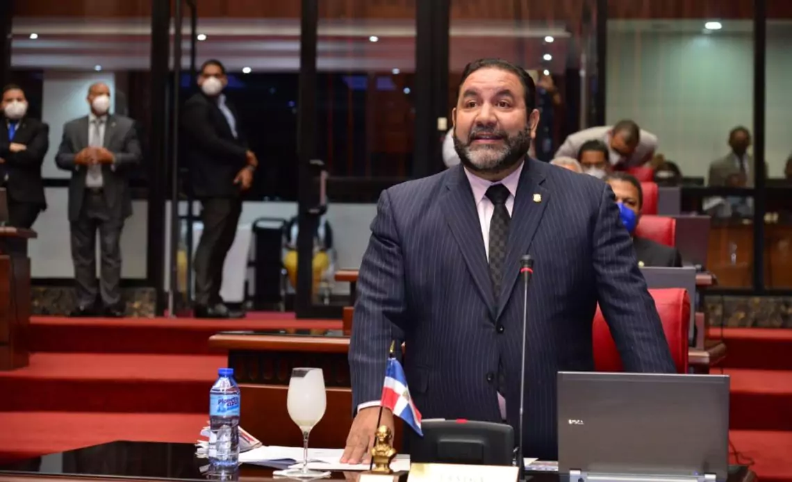 Genao considera si la JCE tiene garras y dinero no tiene argumentos para poner las reglas