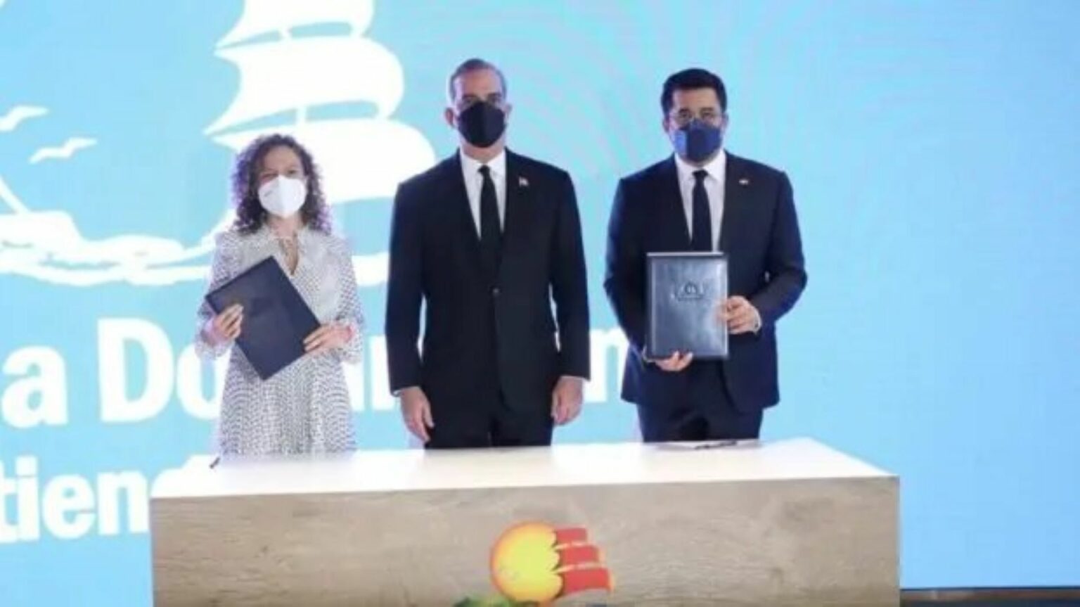Iberia y RD firman acuerdo promoción para impulsar turismo