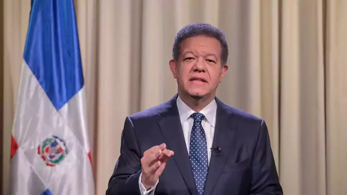Leonel agradece a quienes hicieron de la Fuerza del Pueblo una “poderosa familia”
