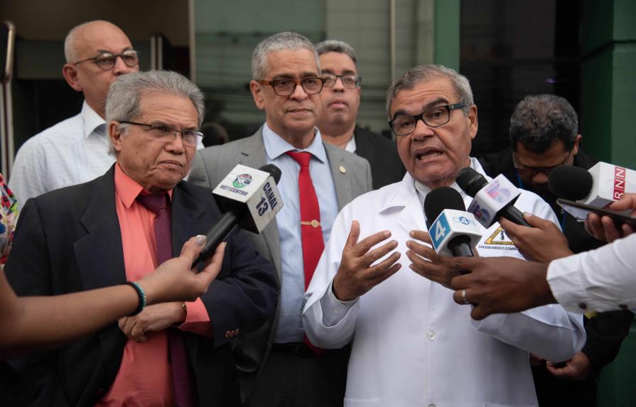 ¿Cuáles demandas de los médicos quedaron fuera de la resolución del CNSS?