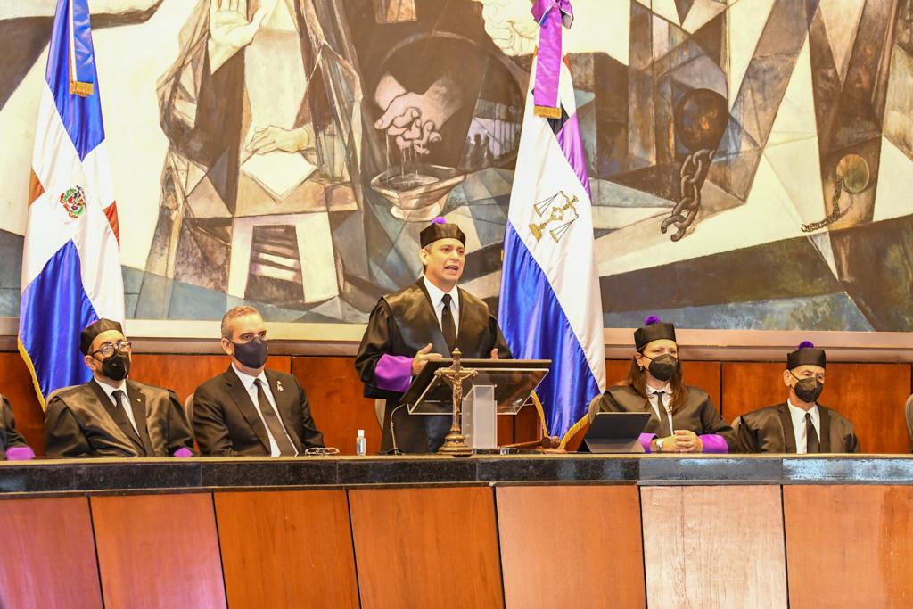 Presidente de SCJ dice es necesario resolver situación de presos preventivos