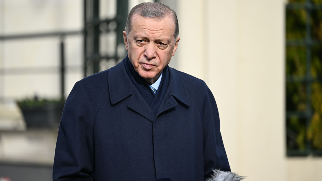 Turquía puede tomar una decisión sobre la adhesión de Finlandia a la OTAN que "sorprenda" a Suecia, dice Erdogan